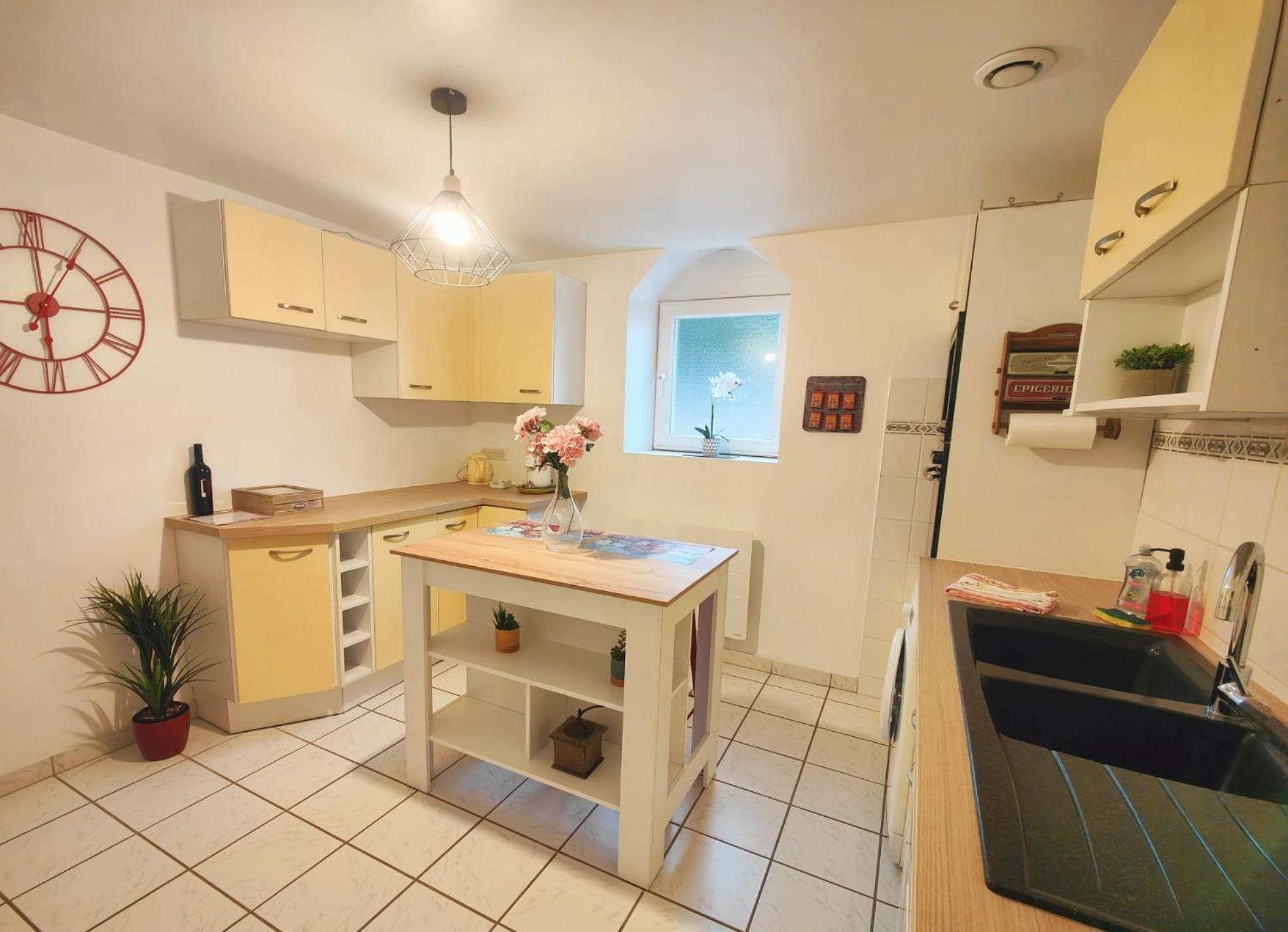 Apartment Entre Beaujolais & Maconnais *